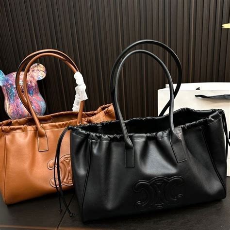 กระเป๋า แบรนด์ celine ราคา|กระเป๋าถือ เชลีน.